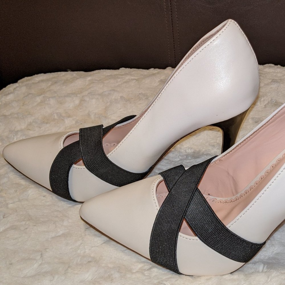 Women's NWOT - Madison White Heels w/Black Straps